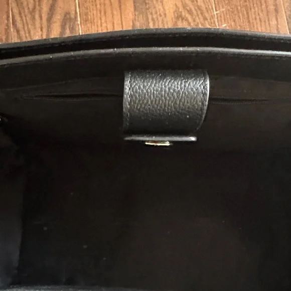 Kate Spade Elegant Black Shoulder Bag - Picture 4 of 6